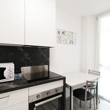 Olimpia Via Vitani - The House Of Travelers شقة