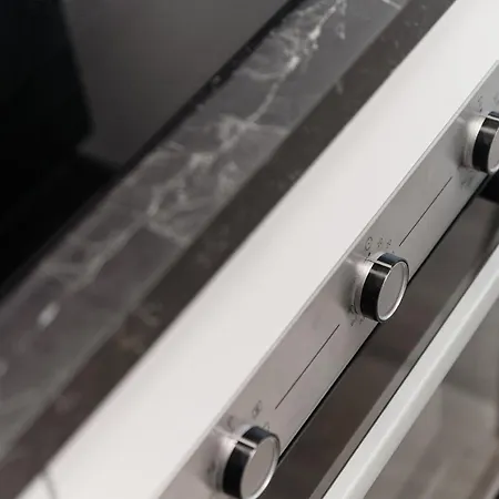 Olimpia Via Vitani - The House Of Travelers *