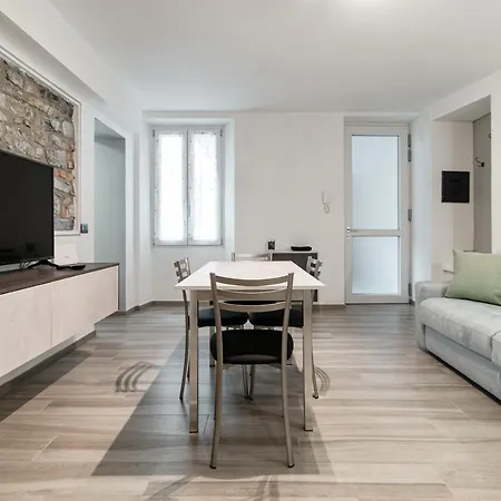 Appartamento Olimpia Via Vitani - The House Of Travelers Côme